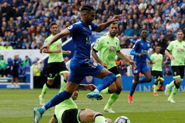 Riyad Mahrez tells Leicester he wants to leave