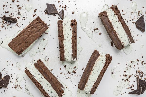 Keep cool with this easy home-made ice-cream sandwich