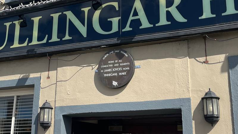 Murder Most Confusing – Frank McNally on Flann O’Brien’s murder weapon, Henry Marsh’s finger, and a relocated Joycean plaque