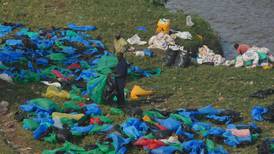 Tanzania to impose plastic bag ban on tourists