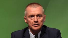 Willie Walsh defers IAG retirement to tackle Covid-19