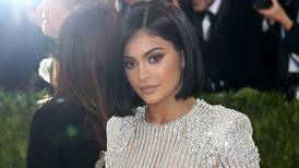 Kylie Jenner gives birth to a baby girl