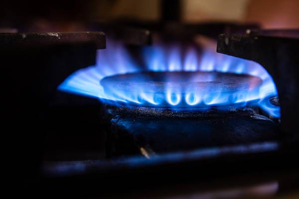 Gas fuels 55% of power generation despite outages