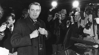 Former US vice-president Walter Mondale dies aged 93