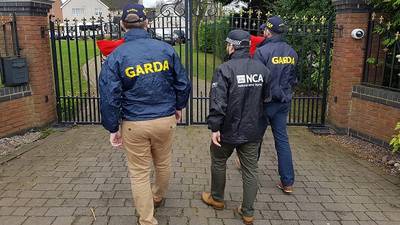 One of two members of Kinahan cartel arrested in UK is released on bail