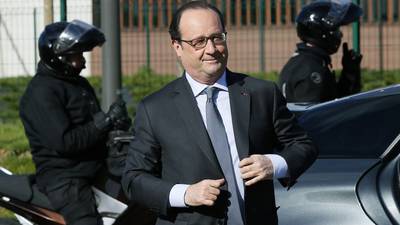 François Hollande struggles in ‘last chance’ television interview