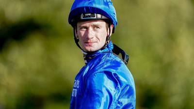 Oisin Murphy suffers suspected facial injury after paddock incident