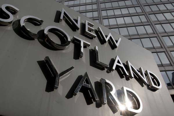 Met Police officer arrested on suspicion of terror links