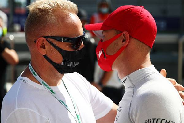 Formula One: Russian and Belarusian drivers to race on under neutral flag