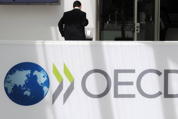 Global economic growth has peaked, OECD says