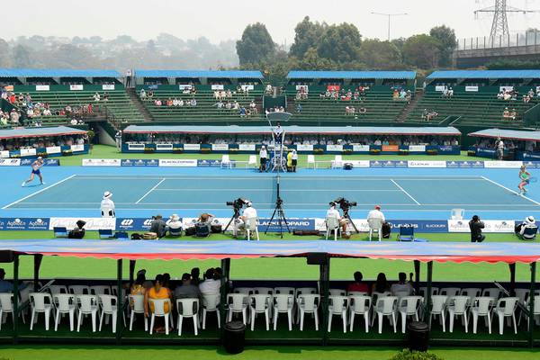 Player collapses at Australian Open ‘due to poor air from wildfires’