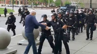 Two officers charged with assaulting protester (75) in Buffalo