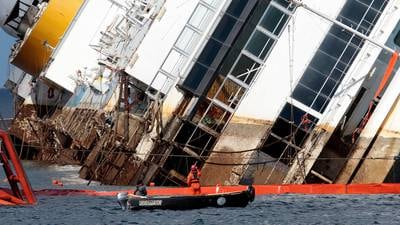 Salvage of Costa Concordia under way at snail’s pace