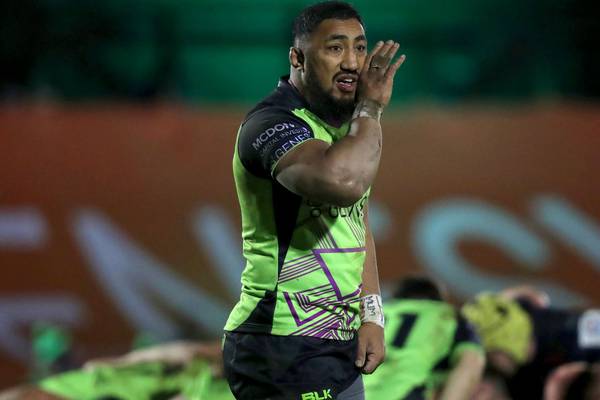 Connacht to play waiting game on Bundee Aki’s fitness for Munster clash