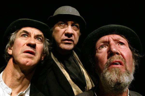 Irish director’s all-male Beckett play cancelled as only men could audition