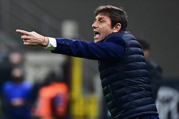 Antonio Conte agrees to take over as Tottenham manager after Nuno sacked