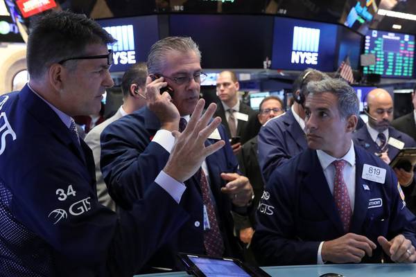 World stocks buoyed by positive corporate earnings
