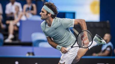 Roger Federer makes winning return in Hopman Cup