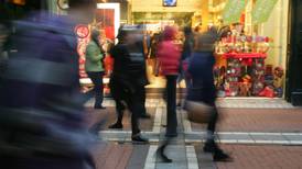 Survival strategies for  last-minute Christmas shoppers
