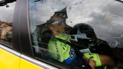 Vincenzo Nibali back in yellow as Alberto Contador crashes out