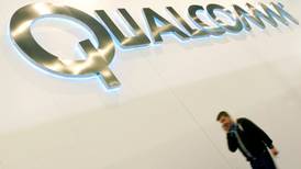 Qualcomm revenue rises as it gains in China market