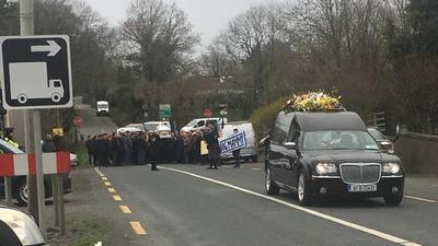 Large Garda presence at Traveller funeral in Longford town