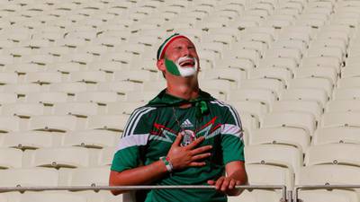 Curse continues for luckless Mexico