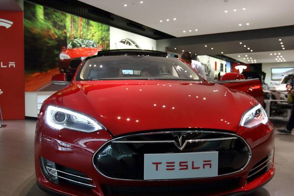 Tesla drivers reportedly locked out of cars after app goes down