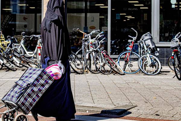 Dutch told burka ban discriminates against Muslim women
