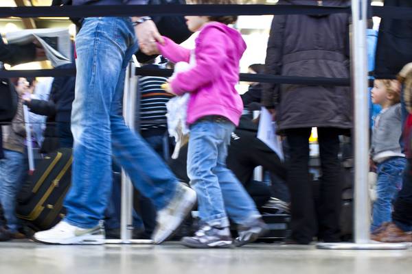 Police crack down on parent-assisted truancy at German airports