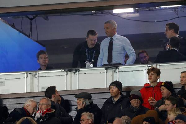 Jose Mourinho looks back in anger while Noel Gallagher just rolls with it