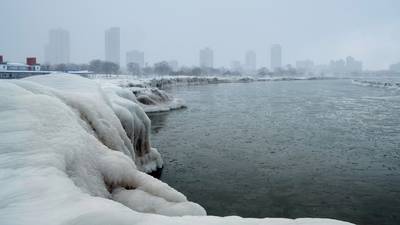 Deadly freeze grips midwestern US as temperatures plunge