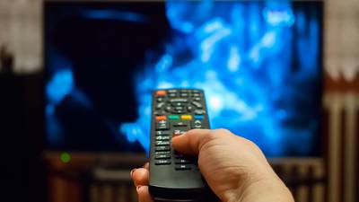 Excessive TV watching in later life damages memory, study finds