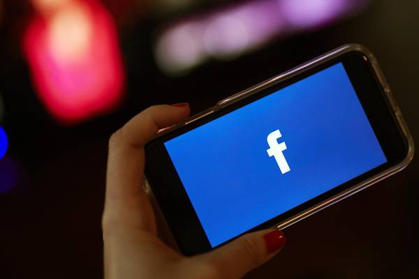 Facebook sets aside up to $5bn over US privacy investigation