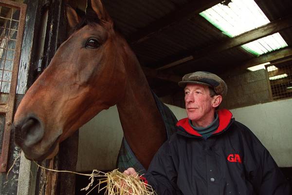 Former Grand National winning jockey Tommy Carberry dies