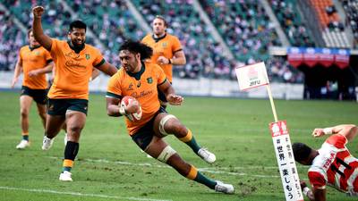 Australia survive late scare to overcome Japan and extend unbeaten run