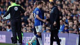 Séamus Coleman limps off as Southampton peg back Everton