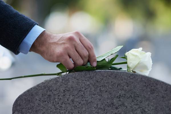 Funeral directors urge restoration of bereavement grant
