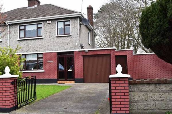 What sold for under €595k in Raheny, Sandymount and Cork