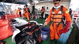 Lion Air crash search finds debris and belongings on seafloor