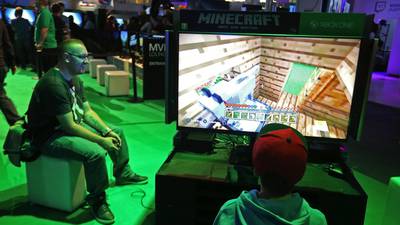 Microsoft to open up Minecraft marketplace and  add currency