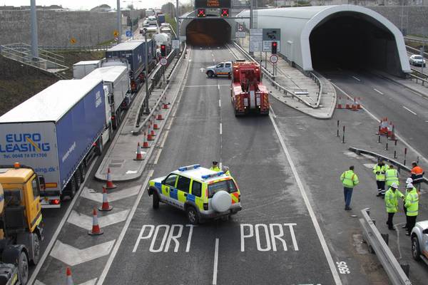 Plans to stack 750 lorries if Brexit checks close Dublin Port