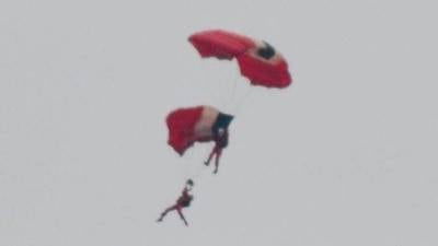 Red Devil’s parachute fails to open during airshow