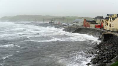 Storm Gareth: Met Éireann warns of strong gusts and risk of flooding