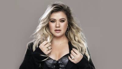 Kelly Clarkson’s back on top and Selena Gomez recovers from surgery