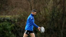 Rob Kearney captains Leinster against the Scarlets