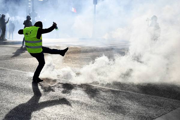 Macron condemns anti-Semtism at ‘yellow vests’ protest