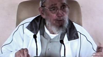 Fidel Castro makes rare public appearance after Obama visit