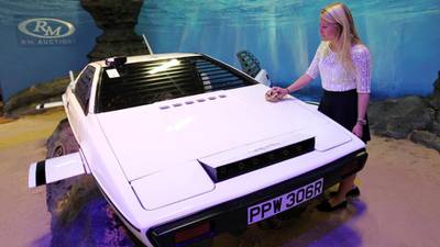 James Bond submarine car to be auctioned