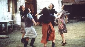 US students staging Dancing at Lughnasa travel to Donegal to perfect accent